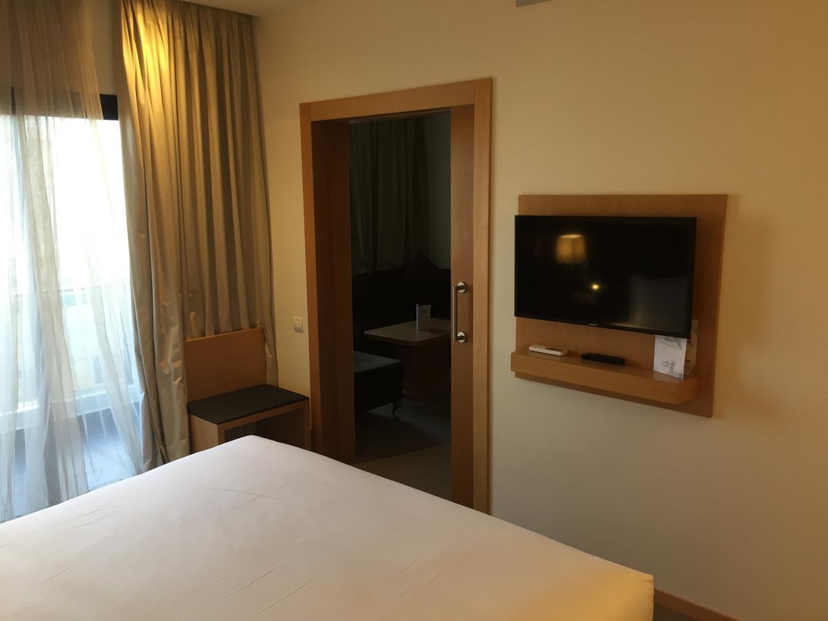 Annakhil Hotel Rabat Exterior photo